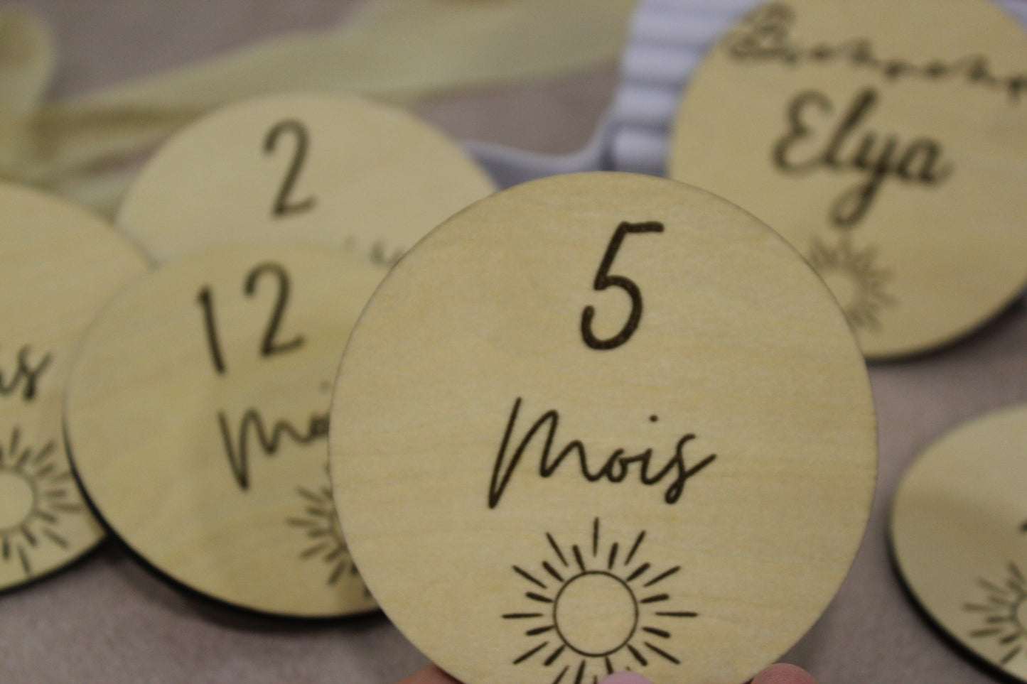 Cartes étapes rondes bébé soleil