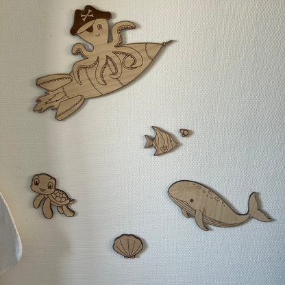 Décoration Murale Baleine en Bois – Personnalisable