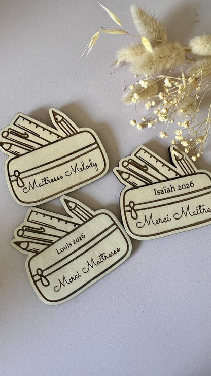 Magnet Trousse personnalisé — Cadeau maîtresse & ATSEM fin d'année