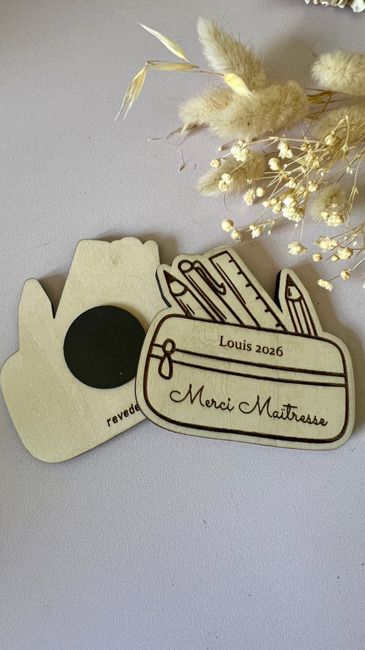 Magnet Trousse personnalisé — Cadeau maîtresse & ATSEM fin d'année