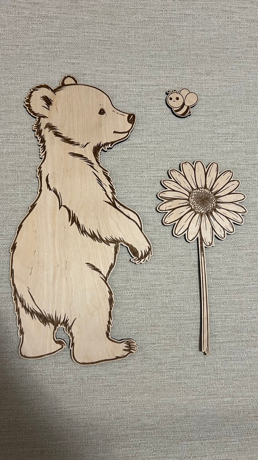 Décoration murale en bois - Ours, fleur et abeille – Déco chambre bébé nature