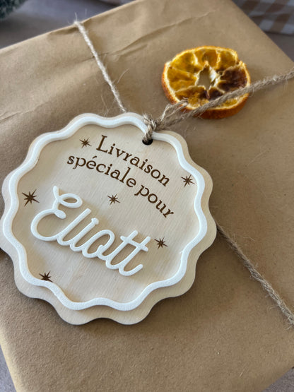 Grande Étiquette cadeau de Noël personnalisée – Bois gravé avec prénom