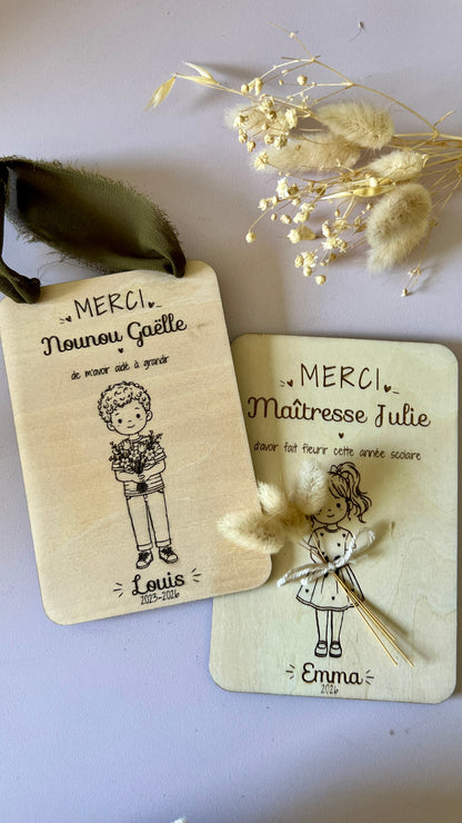 Carte bois personnalisée gravée enfants , Cadeau maîtresse & nounou fin d'année