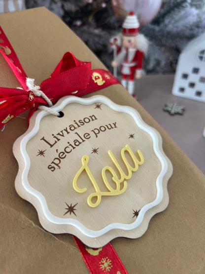 Grande Étiquette cadeau de Noël personnalisée – Bois gravé avec prénom