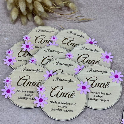 Faire-part naissance bébé fille bois personnalisé, fleurs