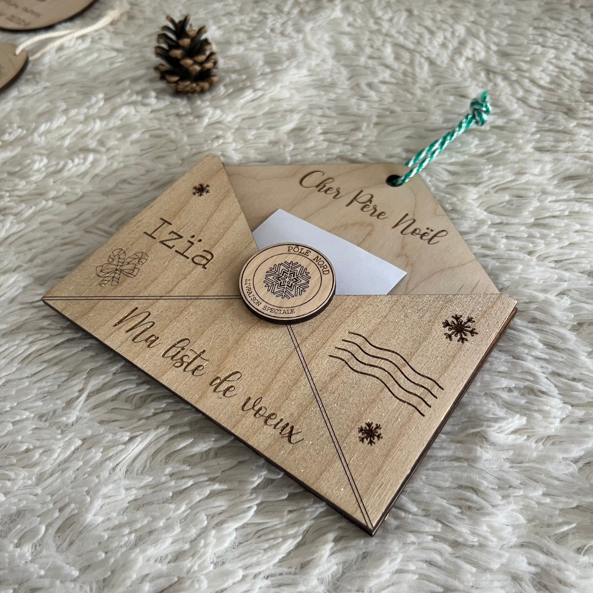 Enveloppe de Noël personnalisée en bois