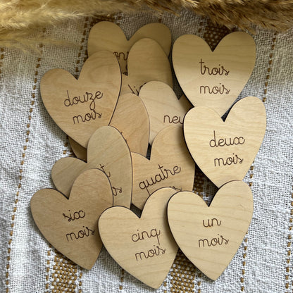 Cartes étapes  bébé  en bois  Coeur,  Cadeau de naissance personnalisé pour future maman