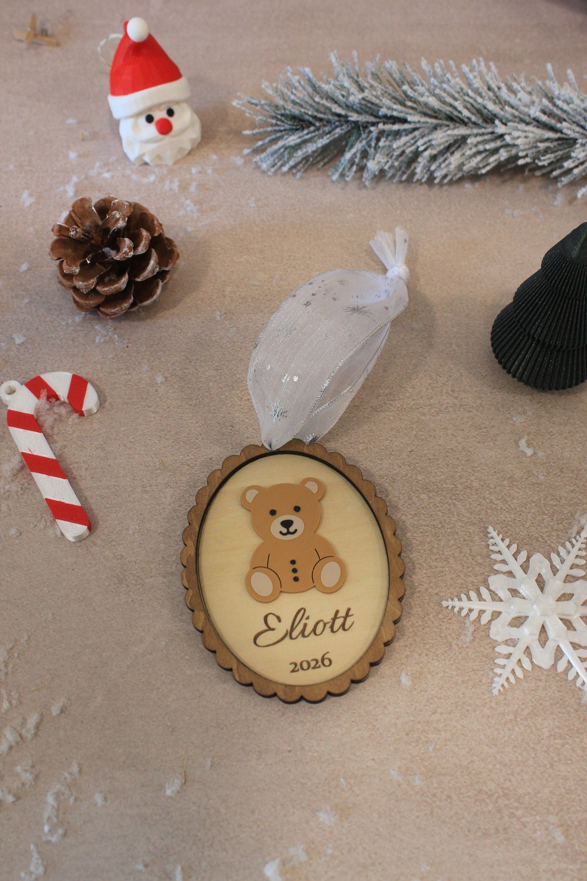 Suspension Ourson de Noël personnalisé en bois