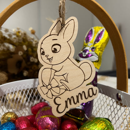 Oeuf de Pâques personnalisé avec prénom, lapin décoratif gravé pour panier chasses aux oeufs