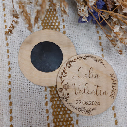 Magnet rond en bois, cadeau invité modèle Fleurs